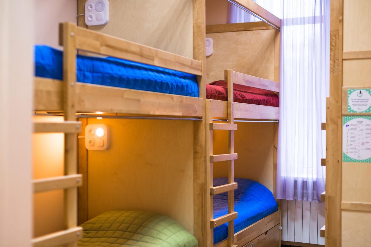 Dream Hostel Zaporizhia ภายนอก รูปภาพ